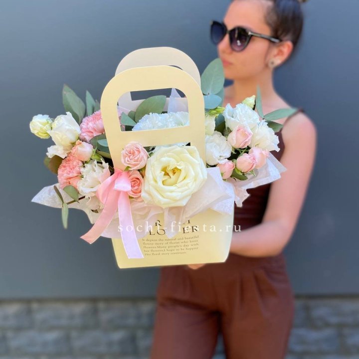 Цветочная сумочка "Рафаэль" в Кургане