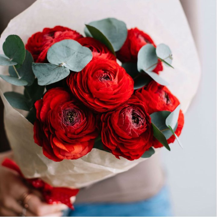 Букет ранункулюсов  в Кургане