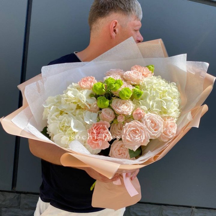 Авторский букет "Нежный крем" в Кургане