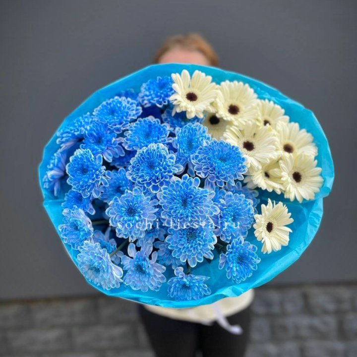 Букет хризантем и гербер в Кургане