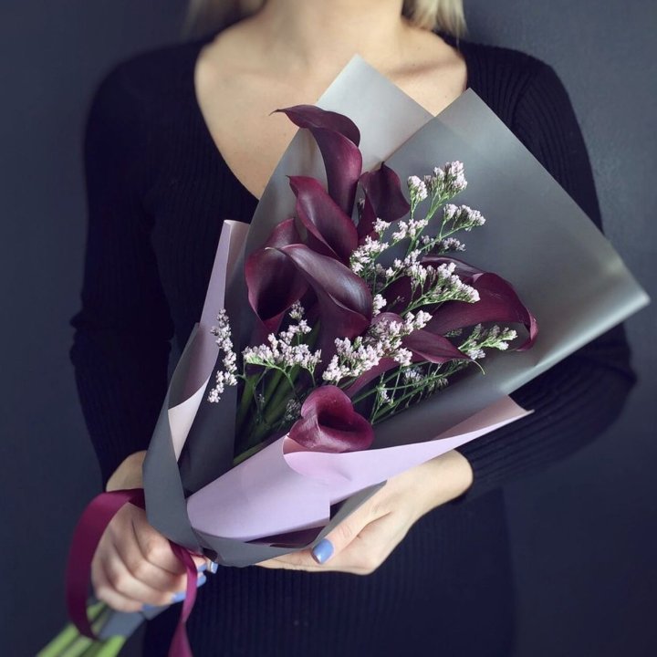 Букет фиолетовых калл в Кургане