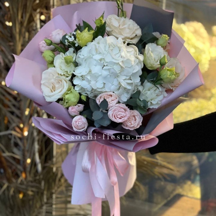 Букет с гортензией №3 в Кургане
