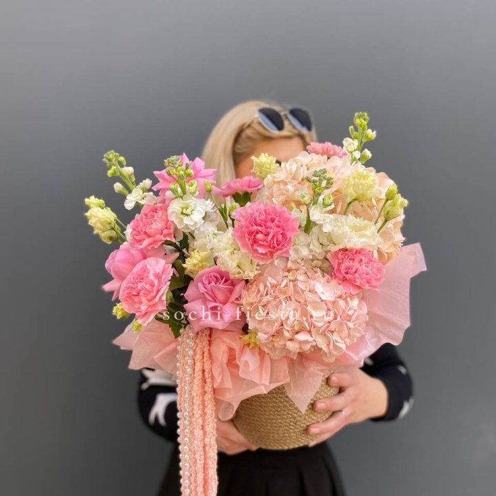 Композиция "Роскошь" в Кургане