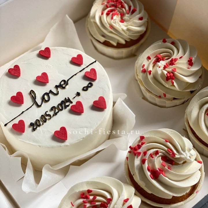 Капкейки и бенто-торт "Любимые" в Кургане