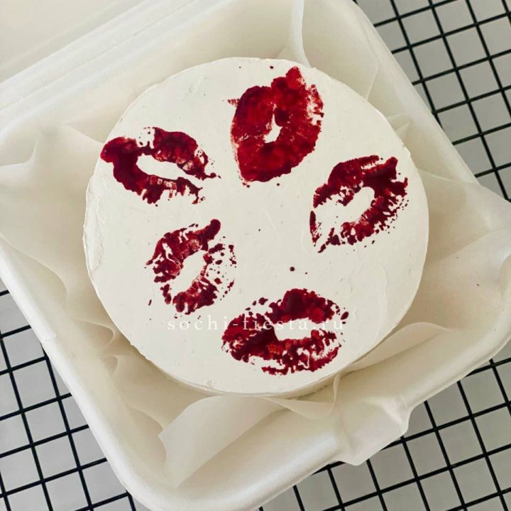 Бенто-торт "Поцелуй" в Кургане