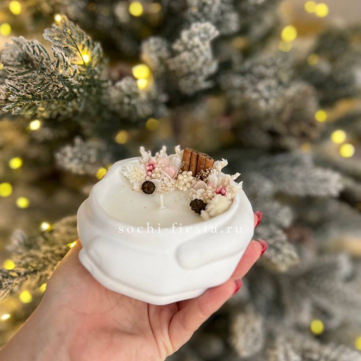 Свеча ароматическая в гипсе Руки с корицей в Кургане