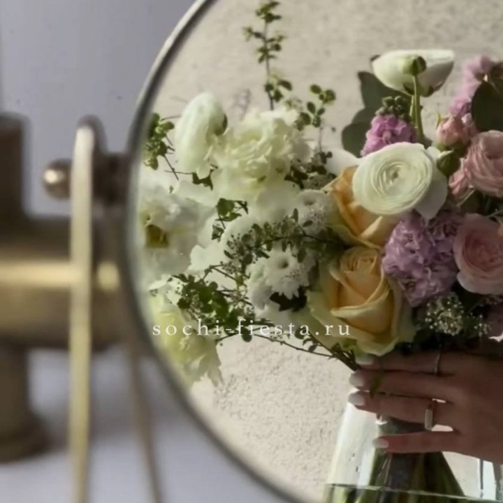 Цветочная подписка "Пакет средний" в Кургане