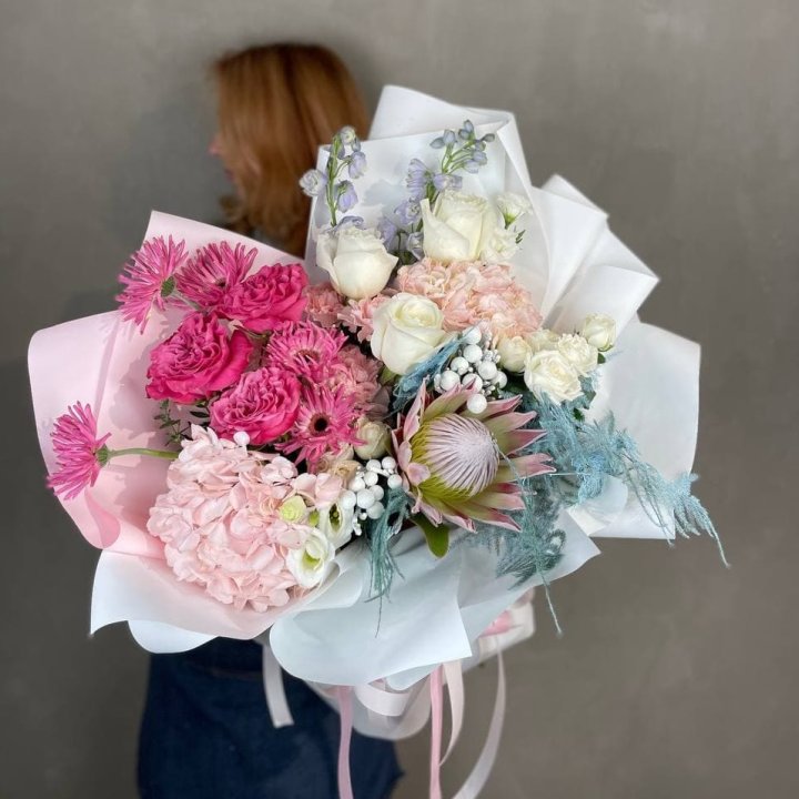 Дизайнерский букет "Фантастик" в Кургане