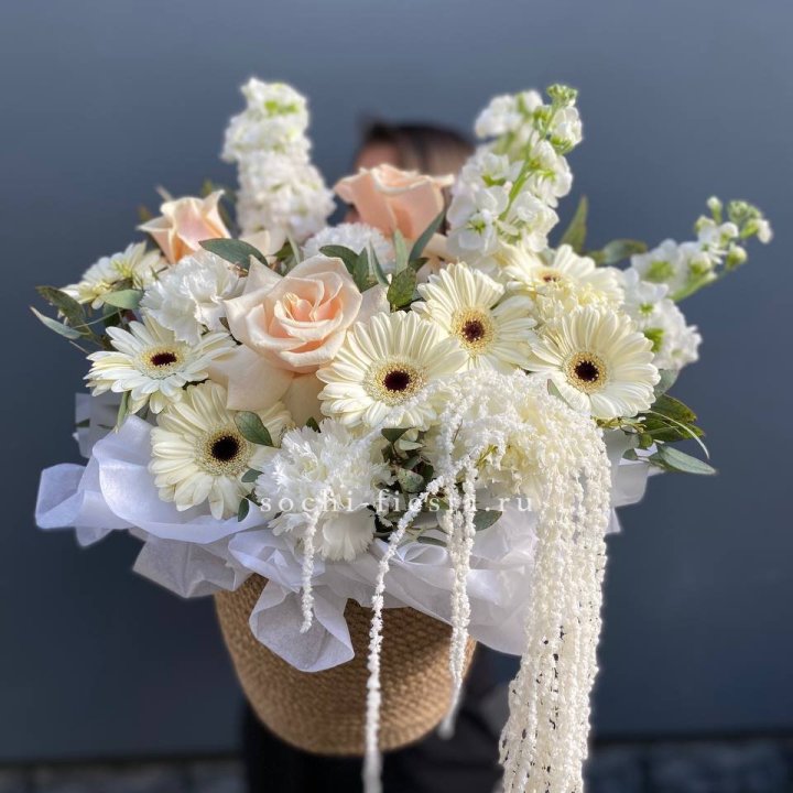 Цветы в джутовом кашпо "Валери" в Кургане
