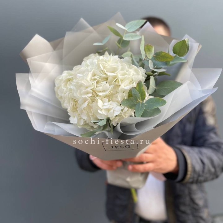  Букет  из белой гортензии в Кургане
