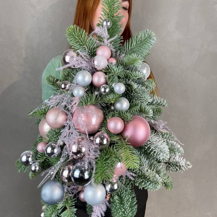 Новогодняя елочка "Розе голд" в Кургане