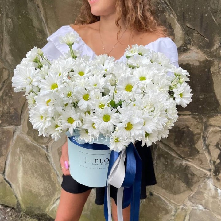 Коробка с хризантемами №2 в Кургане