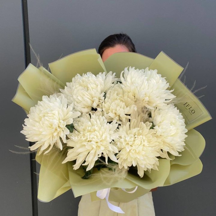 Букет одноголовых хризантем  в Кургане