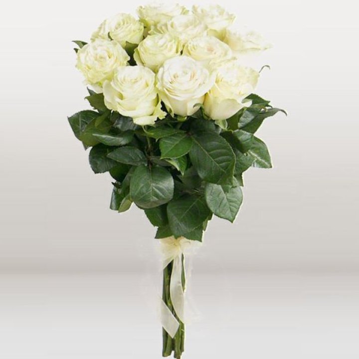 11 белых голландских роз в Кургане