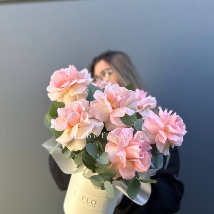 Французские роз в боксе в Кургане