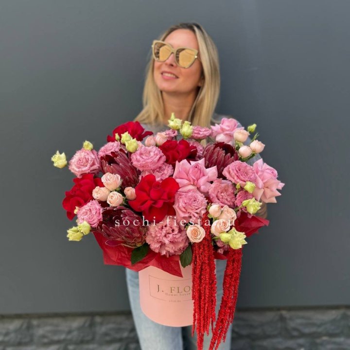 Дизайнерский цилиндр "Криотель" в Кургане