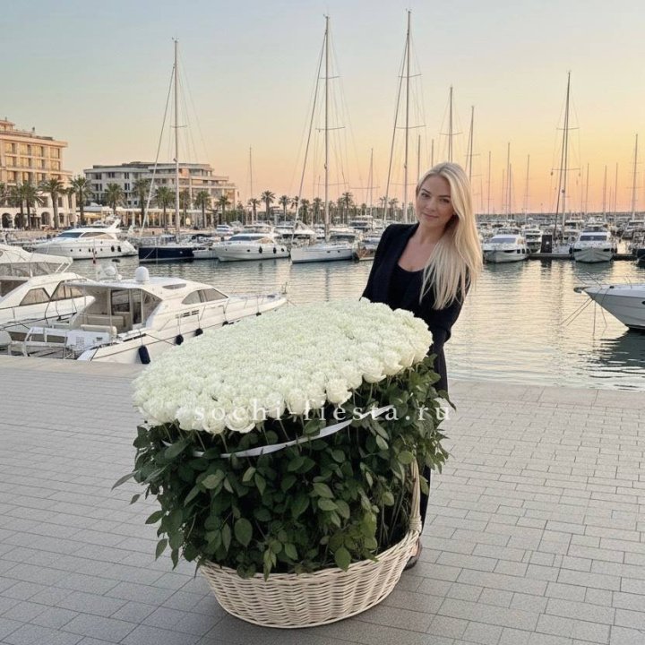 301 высокая роза в корзине в Кургане