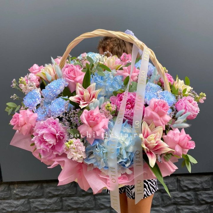 Яркая корзина "Летнее настроение" в Кургане