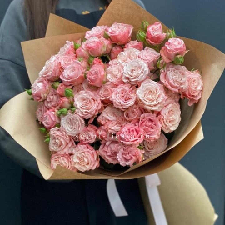 Пионовидные розы Bombastic №2 в Кургане