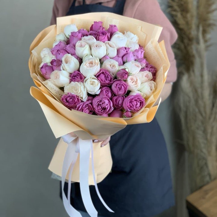 Букет кустовых роз Джулиана в Кургане