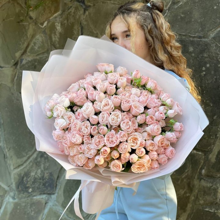 45 роза бомбастик Крем в Кургане