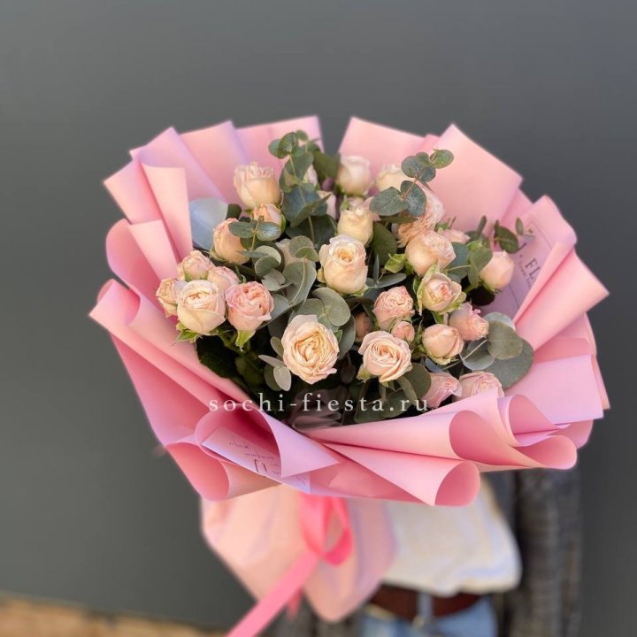 Букет пионовидных роз Cute Love в Кургане