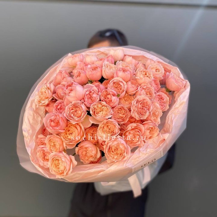 Букет из 21 пионовидной розы Джульетта в Кургане