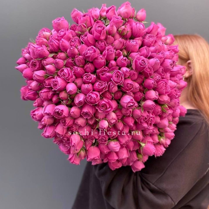 101 пионовидная Мисти Баблс в Кургане