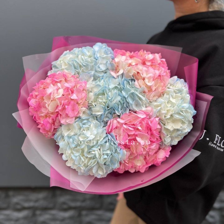 Букет гортензий "Тоника №2" в Кургане