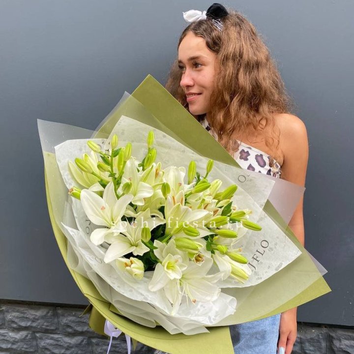 Букет  лилий "Изумруд" в Кургане