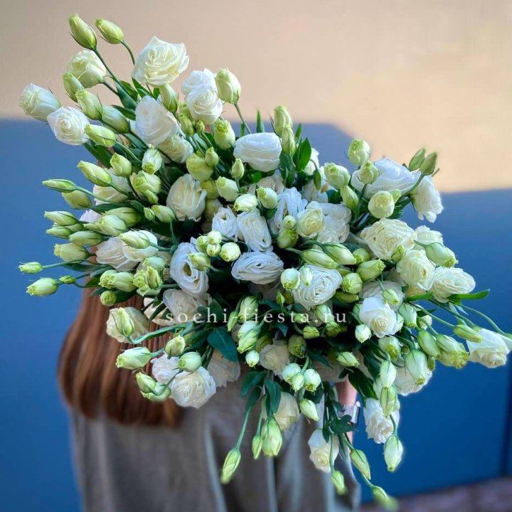 Охапка эустомы в Кургане