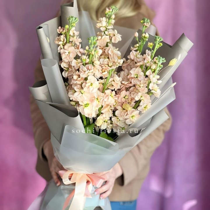 Букет ароматной маттиоллы №2 в Кургане