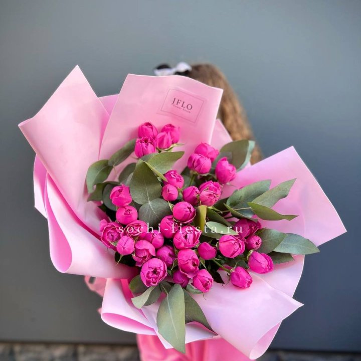 Пионовидные розы баблс в Кургане