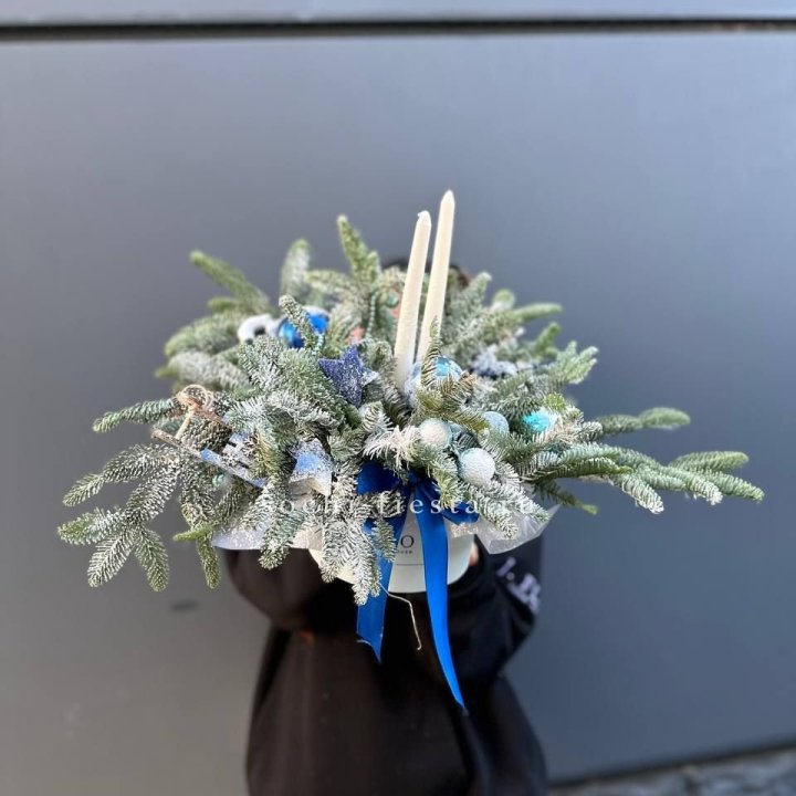 Новогодняя композиция в коробке  в Кургане