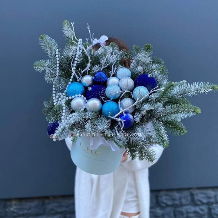 Композиция "Голубая бездна" в Кургане