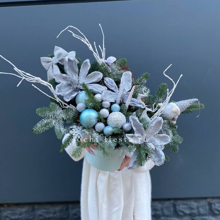 Композиция "Снежный цветок" в Кургане