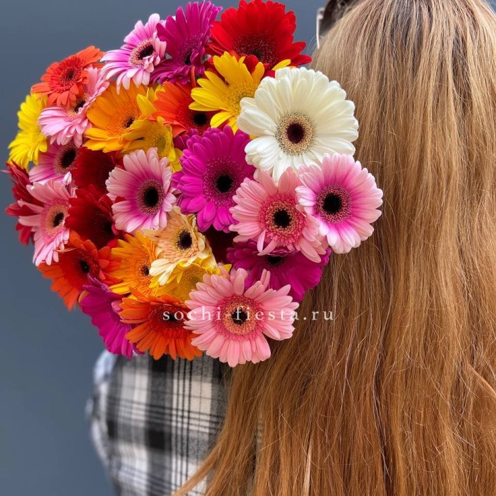 Охапка гербер  в Кургане