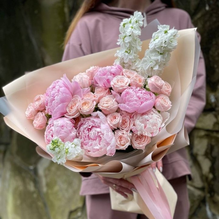 Букет с пионами №1 в Кургане