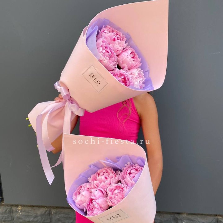 Букет из 5 пионов в Кургане