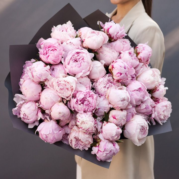 Пионы охапка в Кургане