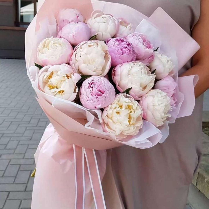 Букет пионов "Маршмелоу" в Кургане