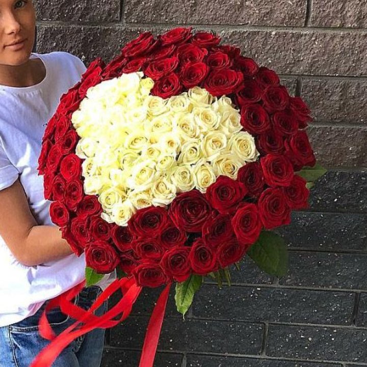 101 роза "Сердце" в Кургане