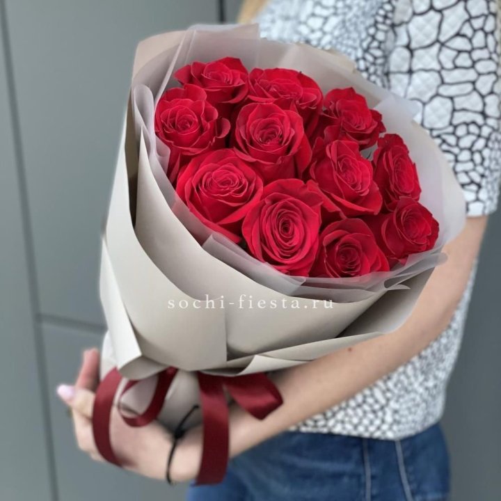 Букет красных роз "Рози" в Кургане