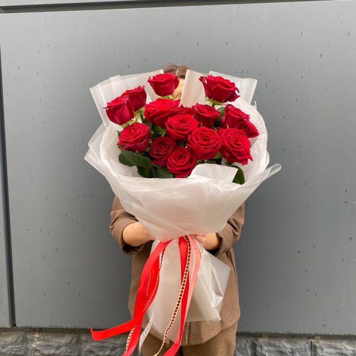 15 высоких роз  в Кургане