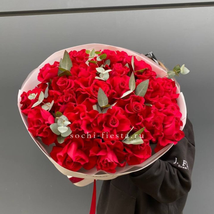 23 Красных французских роз в Кургане