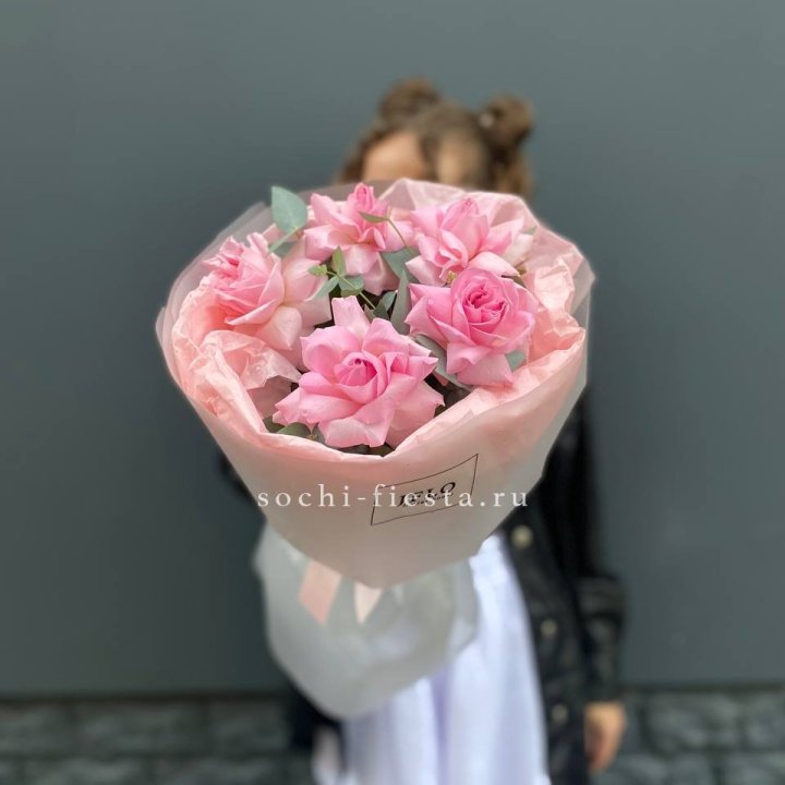 5 французских розовых роз  в Кургане