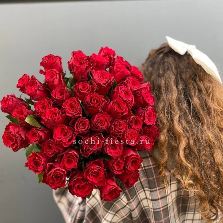 51 красная роза в Кургане