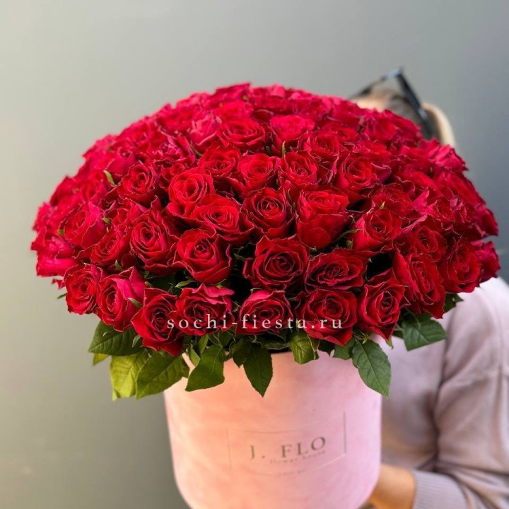 101 кенийская роза в цилиндре в Кургане