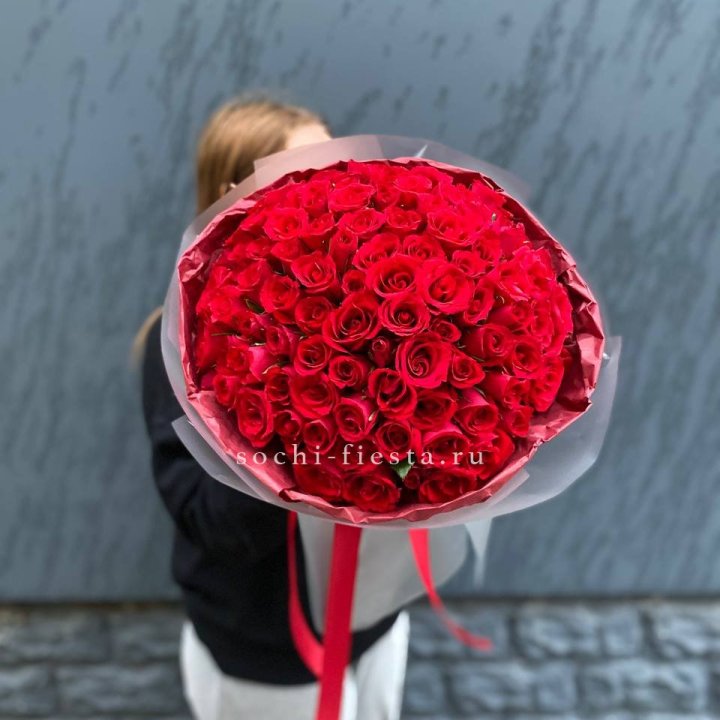 101  красная кенийская роза  в Кургане