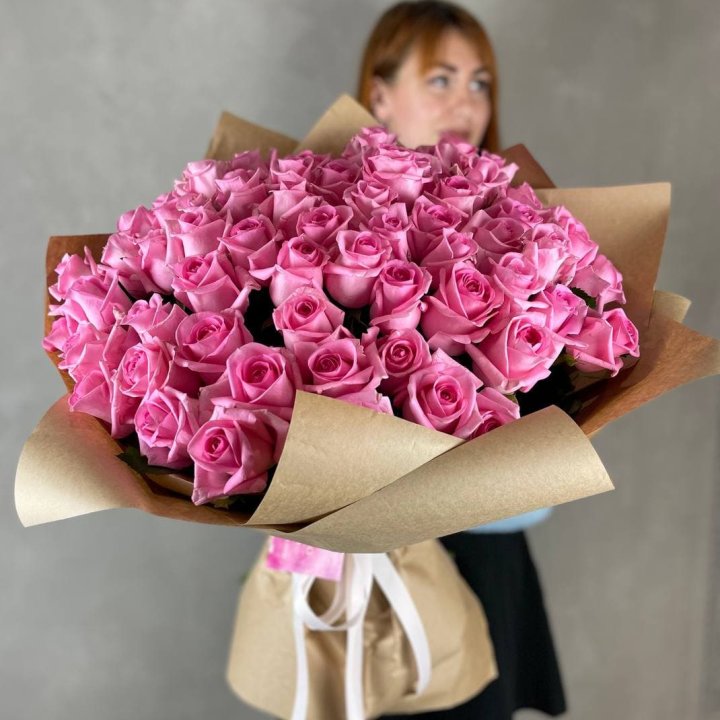 101 розовая роза в Кургане